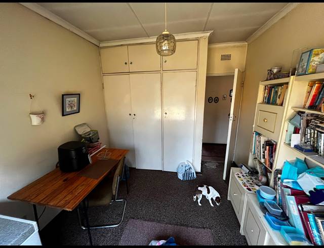 3 BEDROOM HOUSE FOR SALE IN DERSLEY